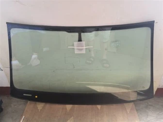 Přední sklo AUDI R8 COUPE 2016